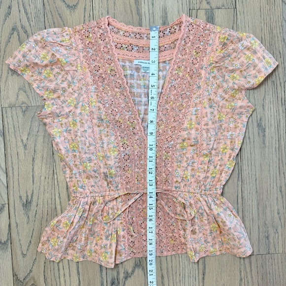 American Eagle Women’s Peplum Floral Top Size X-Small - Picture 9 of 13